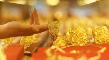 تراجع مفاجئ.. هل يستمر هبوط سعر جرام الذهب عيار 21 بالسوق المحلي؟